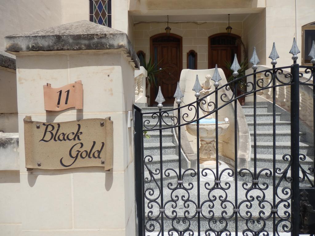Black Gold Private Room Msida Ngoại thất bức ảnh